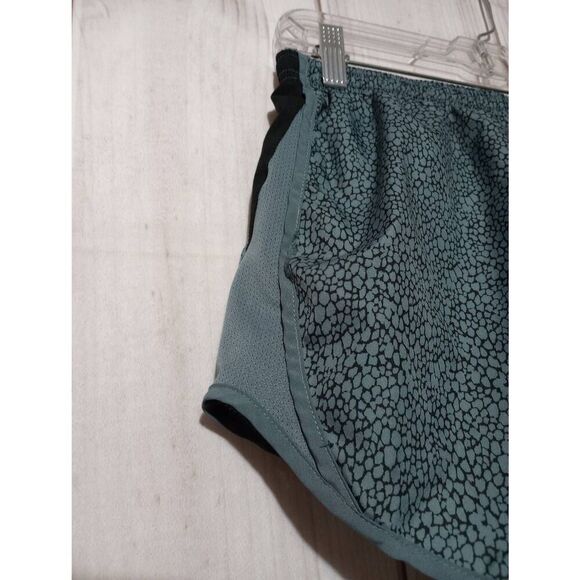 Nike Shorts Ladies Medium Running Vented‎ Dri-Fit - Picture 5 of 9